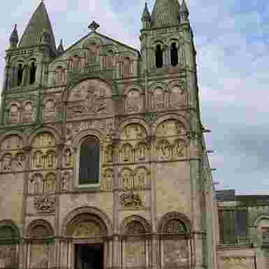 Aquitania románica. Catedrales, abadías y rutas de peregrinación