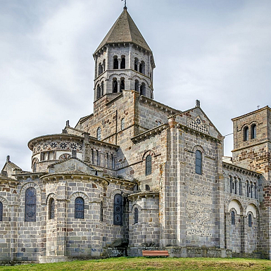 Auvernia. Románico entre volcanes dormidos