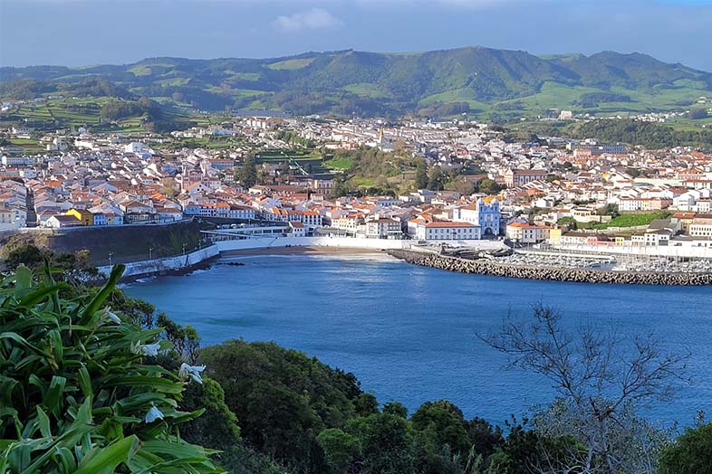 Azores. Armonía entre barroco, volcanes y naturaleza