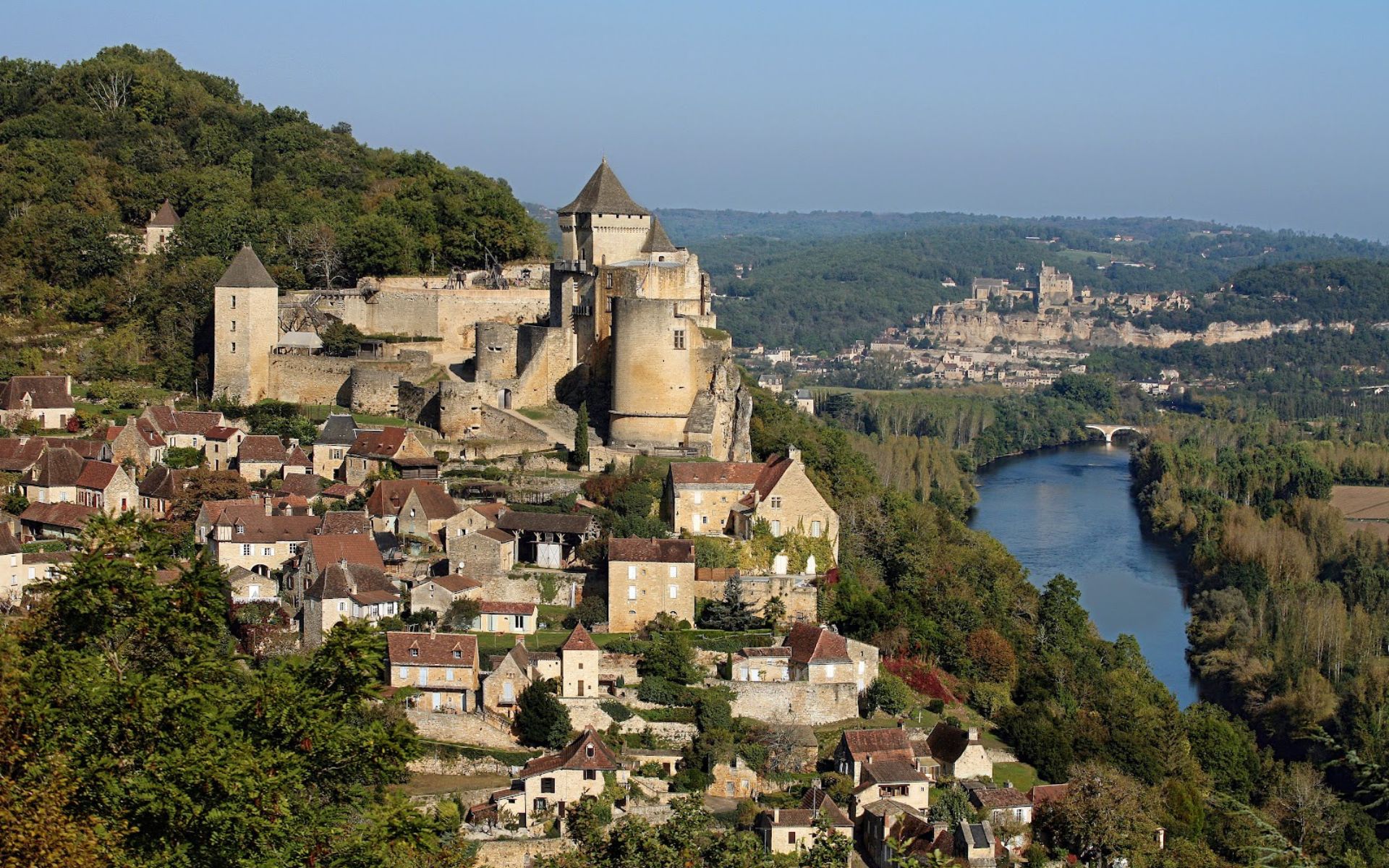 Dordoña-Périgord. Arte al abrigo de la naturaleza.